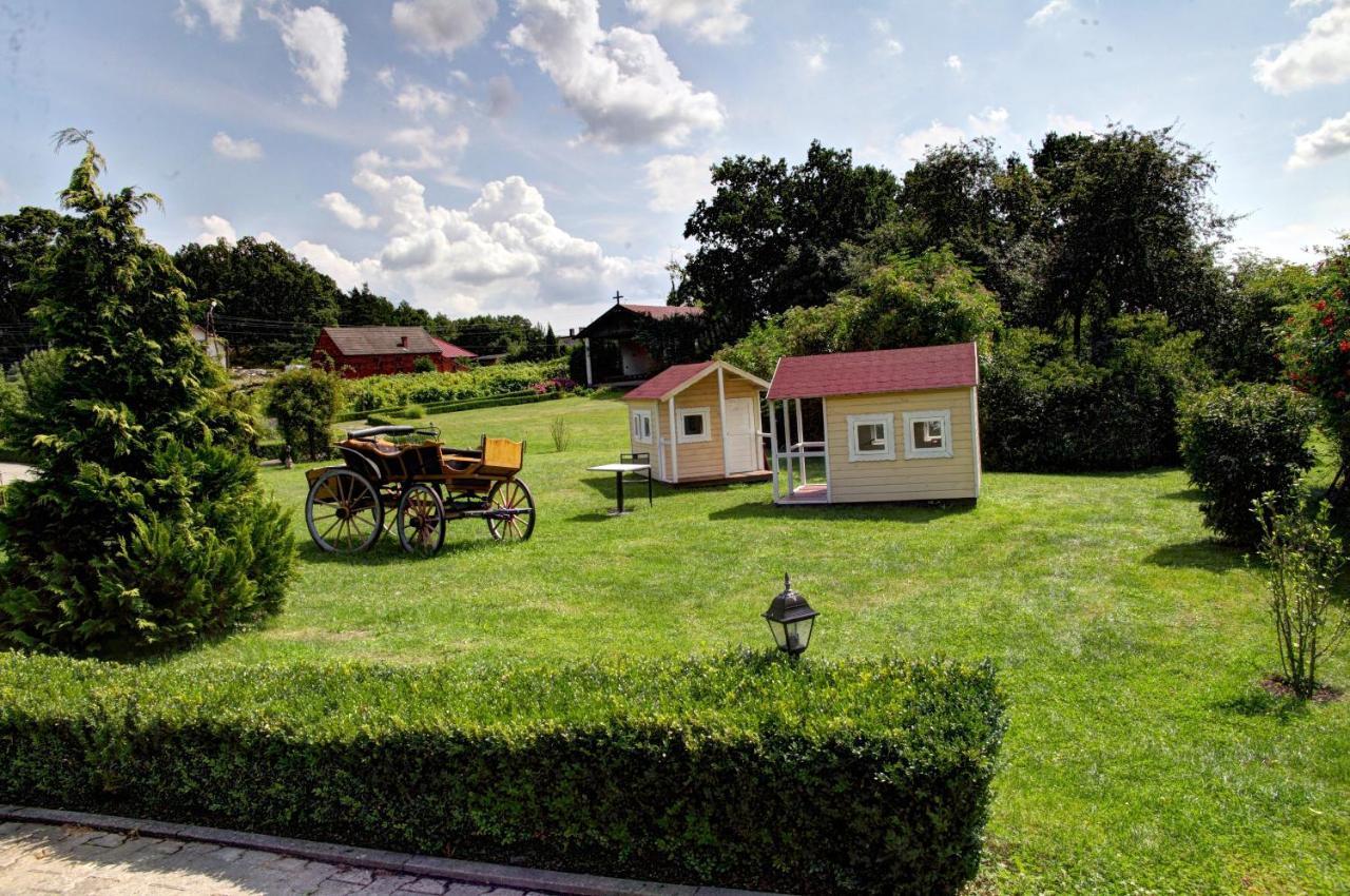Zespol Palacowo-Parkowy Badzow Polkowice Exteriér fotografie