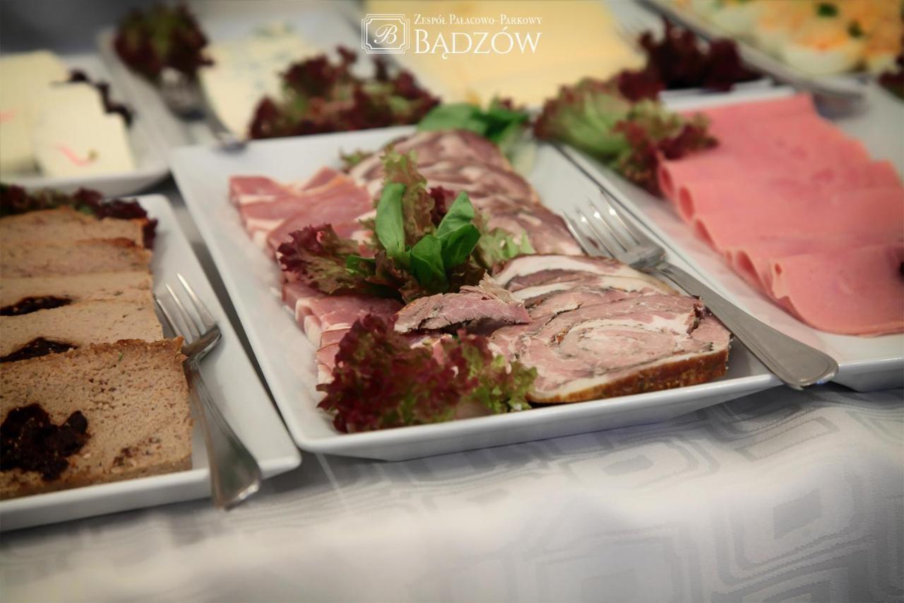 Zespol Palacowo-Parkowy Badzow Polkowice Exteriér fotografie